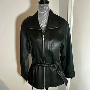 Valerie Stevens Black Lamb Leather  Belted Coat. Fill Zip. Sz: M. 90’s look.